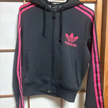 adidas 집업 후드티 블랙/핑크