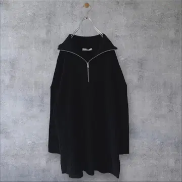 새상품급 저널 스탠다드 리룸 오버 사이즈 하프 지퍼 니트