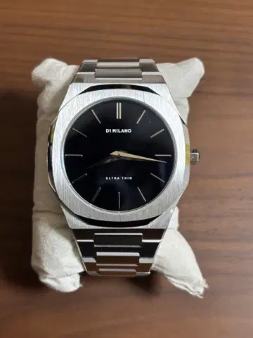 DI MILANO ULTRA THIN 블랙 손목시계 정품
