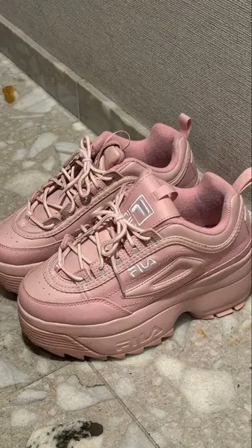 휠라 Disruptor2Wedge 디스럽터 2 웨지 핑크 통굽