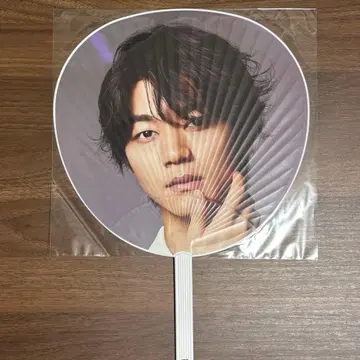 겐인와 지분니 아루. 요시자와 카나메 부채