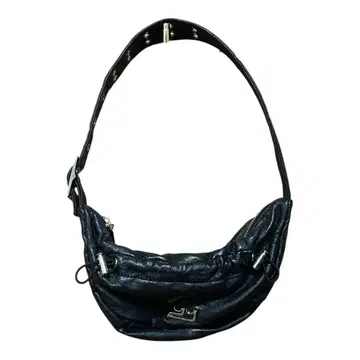 yie yie 블랙 숄더백