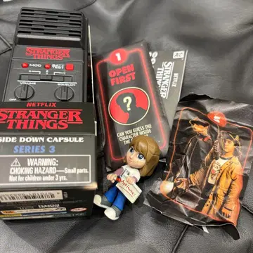 YuMe STRANGER THINGS 시리즈 3 로빈