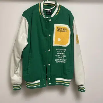 ZARA 그린 화이트 바시티 자켓 M 사이즈