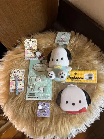 산리오 SANRIO 포차코 봉제 인형과 액세서리 세트