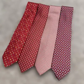 새상품급 SalvatoreFerragamo 넥타이 레드 핑크 4개 세트