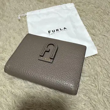 [ FURLA ] 훌라 2단 접이식 지갑 그레이지