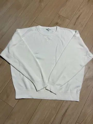 UNIQLO 스무스 코튼 크루넥 스웨터 화이트