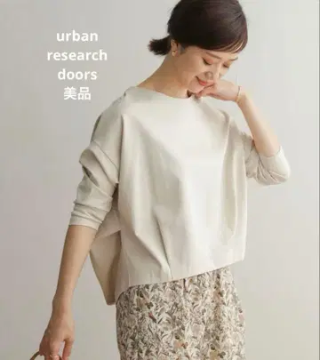 [ 컨디션 최상 ] 어반 리서치 도어스 코튼 백 턱 풀오버