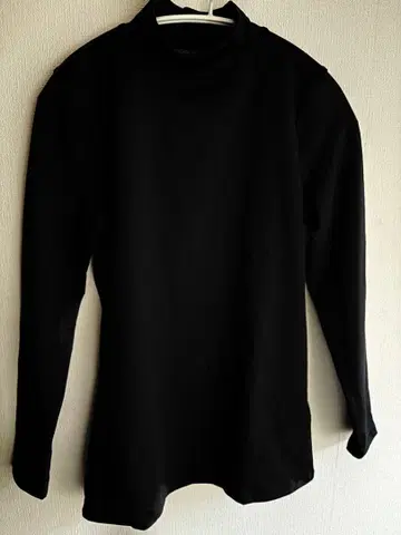 언더아머 콜드기어 여성 골프 이너 XL 사이즈