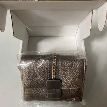 골드 3단 폴더형 지갑 합성 피혁