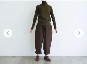 늑대와 올빼미 오로네 베이직 터틀 니트 미사용 새상품