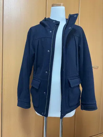 차오패닉 네이비 후드 부착 울 자켓