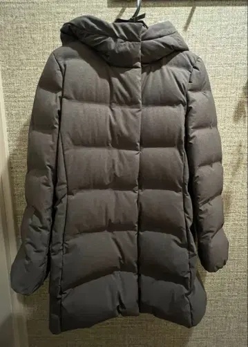 UNIQLO 유니클로 심리스 다운 코트 S