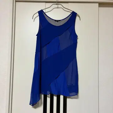 새상품급 BERARDI 상의 사이즈 2