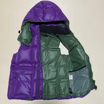 새상품급 [ 젬블 ] 후디드 다운 베스트 S 보라색 그린 W 지퍼