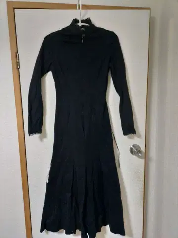 alice auaa 긴팔 원피스