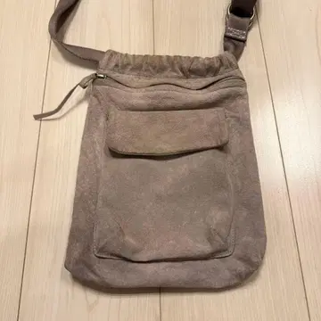 Hender Scheme 스웨이드 숄더백