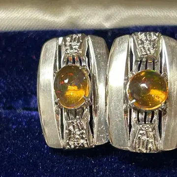 파이어 오팔 커프스