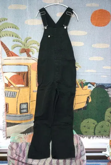 네스트로브 블랙 오버롤