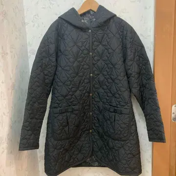 앤드러브 후드 부착 퀼팅 재킷 코트, 블랙