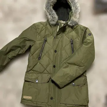 ARMY 퍼 달린 다운 자켓 올리브 그린