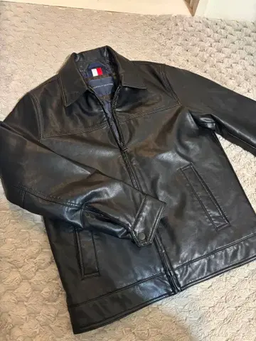 미사용 TOMMY HILFIGER 타미힐피거 가죽 자켓 S 블랙
