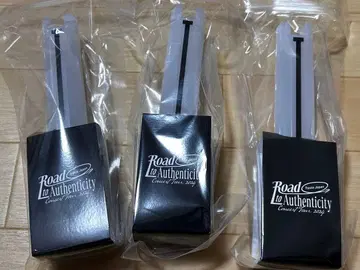 Road to Authenticity 응원봉 3개 세트