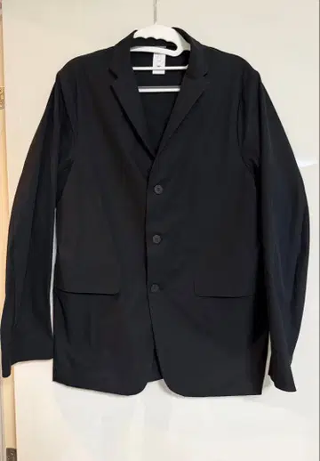 데상트 DESCENTE 블랙 자켓 3회 착용!