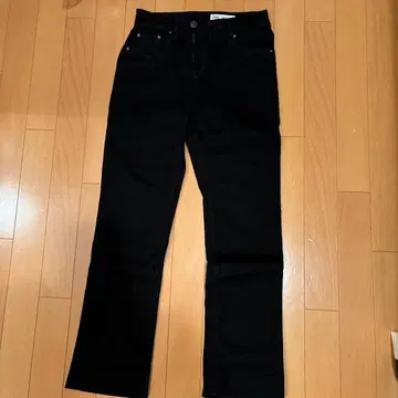 ZARA 블랙 스트레이트 데님 12