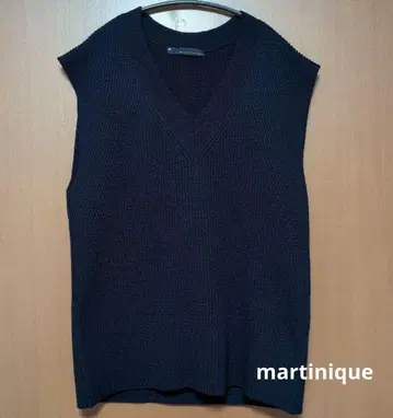 martinique 네이비 V넥 베스트