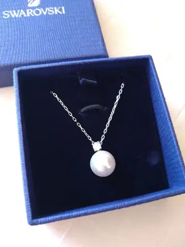 스와로브스키 거의 새상품 Tricia 펄 목걸이 Swarovski