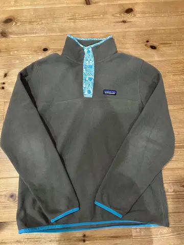 patagonia 플리스 자켓 XS 카키