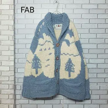 [ FAB ] 카우친 니트 스웨터 북극곰 패턴 가디건