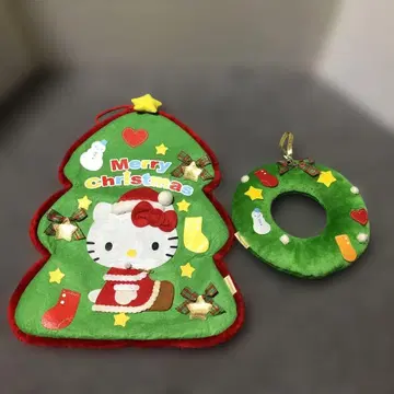 헬로키티 크리스마스 트리와 리스 세트