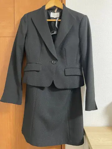 THEORIA 스커트 수트 상하의 세트 블랙 포멀 비즈니스