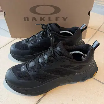 OAKLEY Light Breathe US9