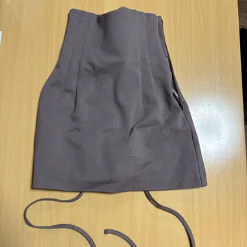 Michelle Macaron 그레이 타이트 스커트