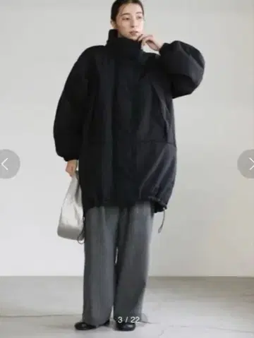 미사용 새상품 빅 실루엣 충전솜 다운 코트 셀렉 모카