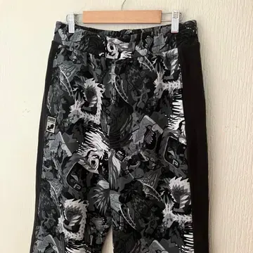 [ PUMA ] 몬스터 헌터 콜라보 T7 올 패턴 속기모 트랙 팬츠 L