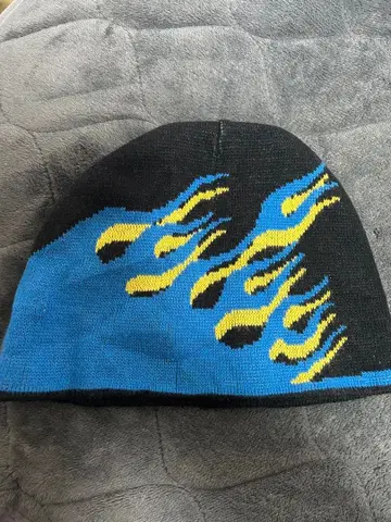 불꽃 디자인 니트 모자 비니