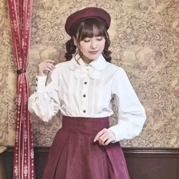 쿠루미 노엘 드 메모와르 타이 블라우스 아이보리 LL