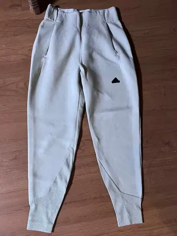 adidas Z.N.E 조거 팬츠 S 옅은 그린