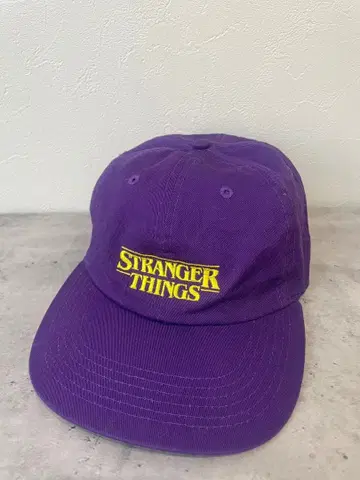 Stranger Things 넷플릭스 캡 퍼플 프리 사이즈