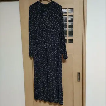 신존 퍼플 꽃무늬 긴팔 원피스