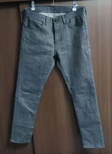 캘빈 클라인 플래티넘 스키니 데님 그레이