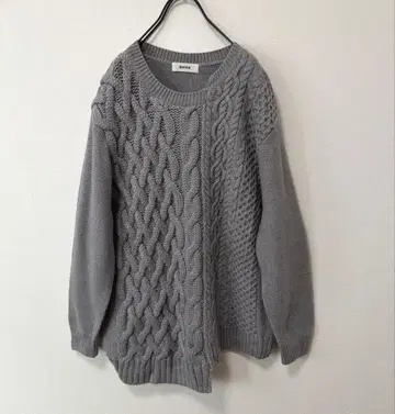 주카  케이블 짜임 비대칭 니트