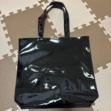 MAC 크리스마스 한정판 블랙 토트백