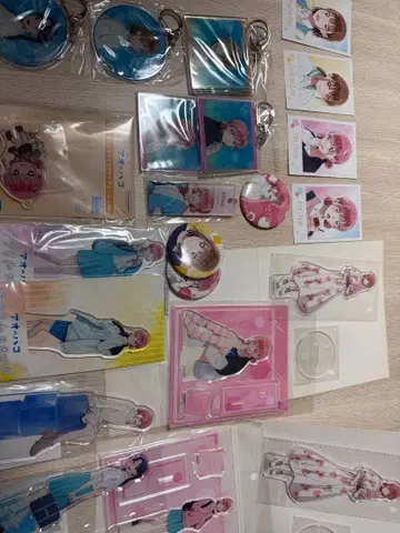 푸른상자 초노 히나 시카노 치나츠