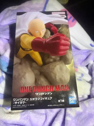 원펀맨 사이타마 피규어
